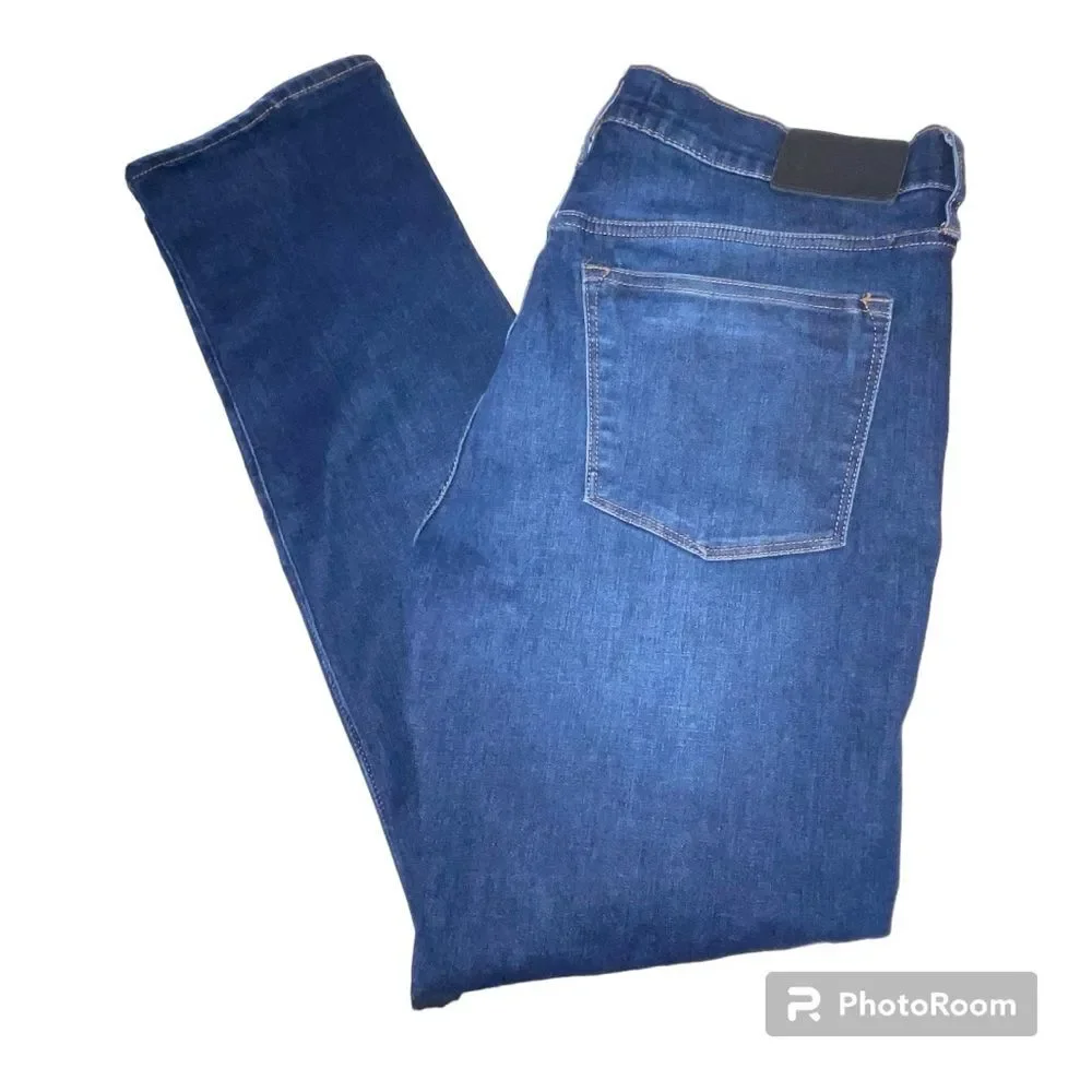 J. Crew Destination 770 Straight Mens Jeans Size 33/32